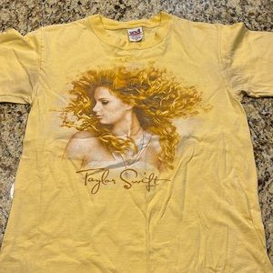 Taylor Swift Fearless Tour ladies t-shirt